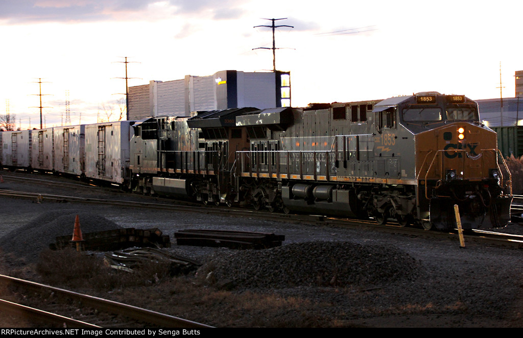 CSX 1853 CSX 3360